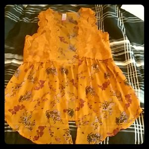 A lacy cover up for a pretty accent